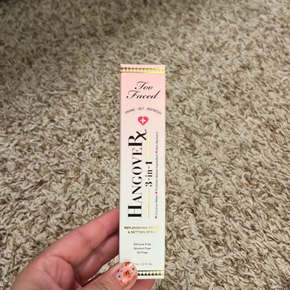 Too faced 3 in 1 makeup setting spray